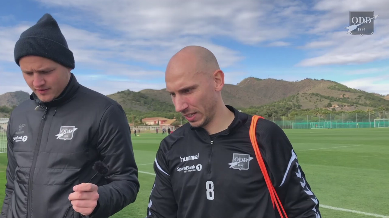 Jone Samuelsen før kampen mot Horsens